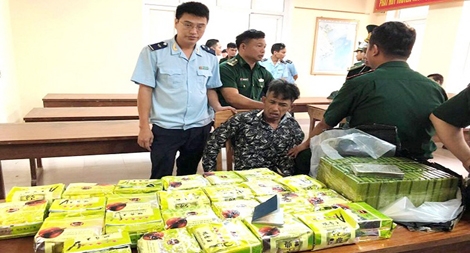 Biểu dương lực lượng triệt phá đường dây ma túy lớn tại Hà Tĩnh