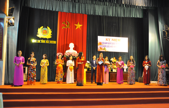 Phụ nữ Công an tỉnh Hải Dương gặp mặt kỷ niệm ngày Quốc tế phụ nữ 8-3 - Ảnh minh hoạ 2