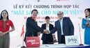 Vietjet đồng hành cùng bệnh viện bay trên không mang “Mắt sáng cho người dân” Vietjet đồng hành cùng bệnh viện bay trên không mang “Mắt sáng cho người dân”