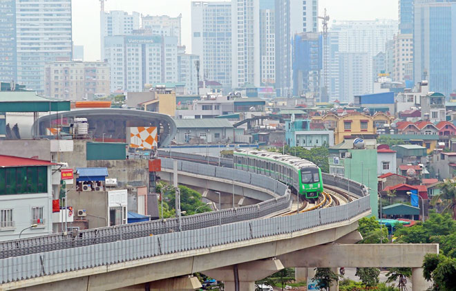 Dự án đường sắt đô thị Cát Linh - Hà Đông: Chưa hẹn ngày về đích
