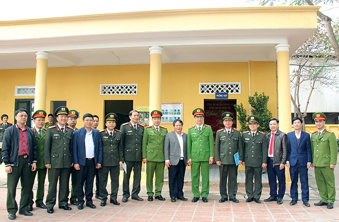 Thứ trưởng Nguyễn Duy Ngọc thăm, chúc Tết một số đơn vị trên địa bàn TP Hà Nội - Ảnh minh hoạ 3