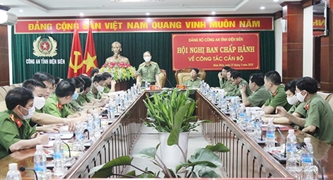 Đoàn công tác Bộ Công an làm việc với Công an tỉnh Điện Biên
