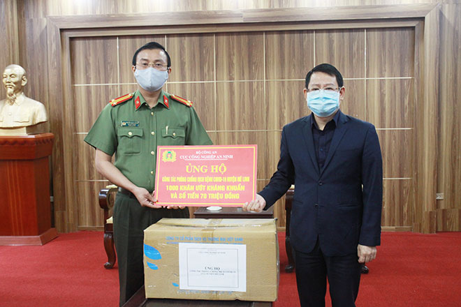 Cục Công nghiệp An ninh ủng hộ huyện Mê Linh chống dịch - Ảnh minh hoạ 2