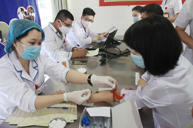 Gần 150 cán bộ, y bác sĩ BV Y học cổ truyền Bộ Công an hiến máu tình nguyện - Ảnh minh hoạ 4