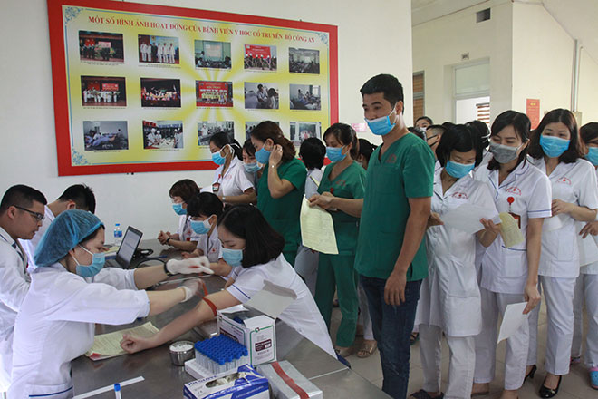 Gần 150 cán bộ, y bác sĩ BV Y học cổ truyền Bộ Công an hiến máu tình nguyện - Ảnh minh hoạ 5