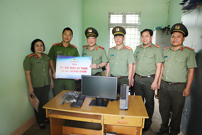 Nhiều hoạt động nghĩa tình tại huyện Đắk Glong - Ảnh minh hoạ 3