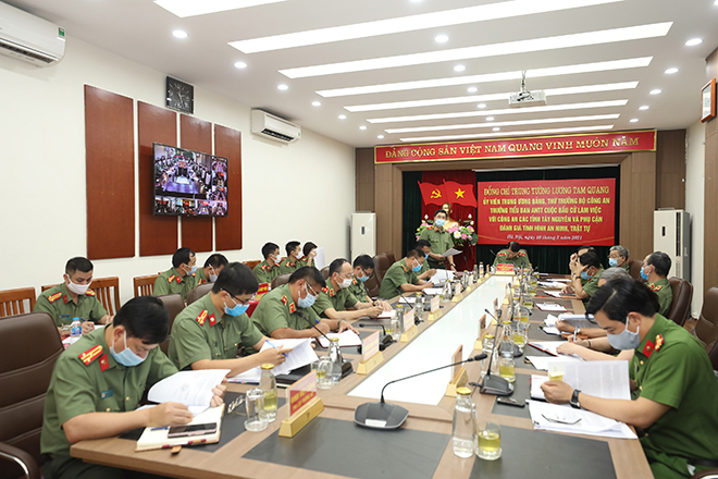 Thứ trưởng Lương Tam Quang làm việc với Công an 13 địa phương - Ảnh minh hoạ 2