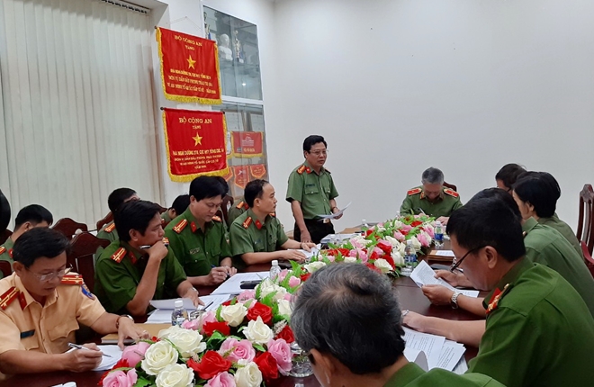 Kiểm tra công tác phòng, chống nCoV tại CA Khánh Hòa và sân bay Cam Ranh