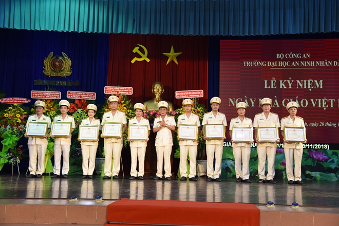 Đại học ANND kỷ niệm 36 năm ngày Nhà giáo Việt Nam - Ảnh minh hoạ 2