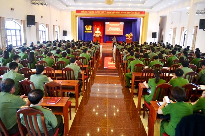 Gần 200 học viên tham dự lớp bồi dưỡng nghiệp vụ tổ chức xây dựng Đảng