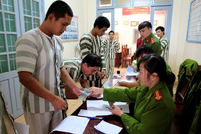 Công an Lâm Đồng công bố Quyết định đặc xá của Chủ tịch nước - Ảnh minh hoạ 3