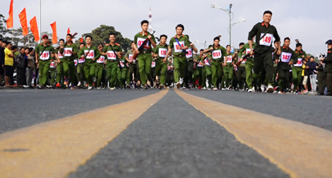 1.000 CBCS Công an Lâm Đồng tham gia hội thao truyền thống