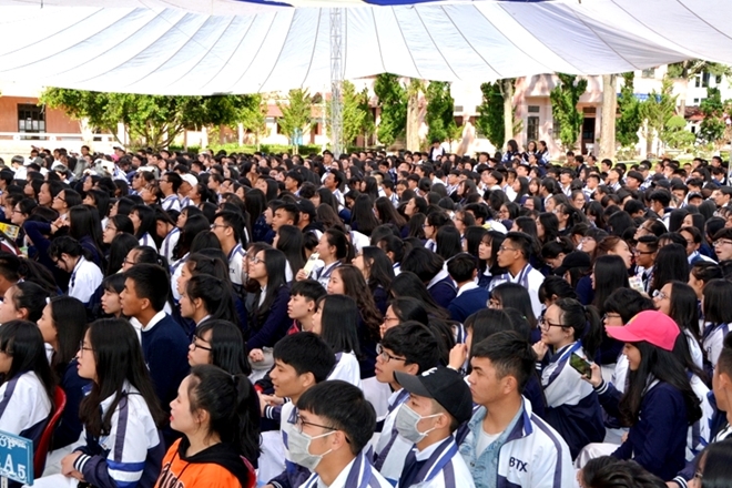 Hơn 1 nghìn học sinh tham gia buổi tuyên truyền phòng chống tội phạm - Ảnh minh hoạ 3