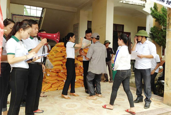 Cán bộ, công nhân viên Tập đoàn Mường Thanh ủng hộ đồng bào miền Trung 500 triệu đồng