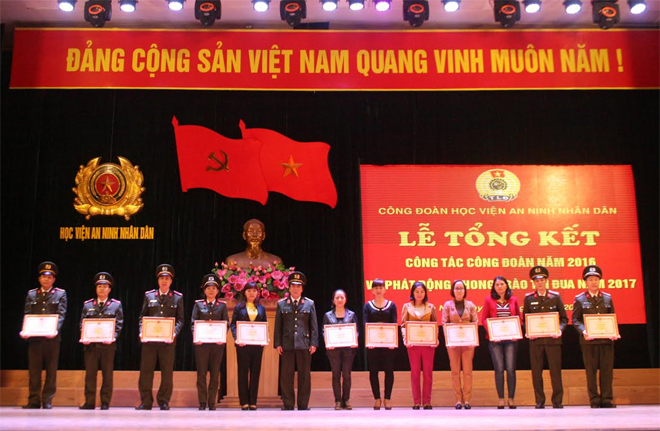 Công đoàn Học viện ANND tổng kết và phát động phong trào thi đua năm 2017 - Ảnh minh hoạ 2