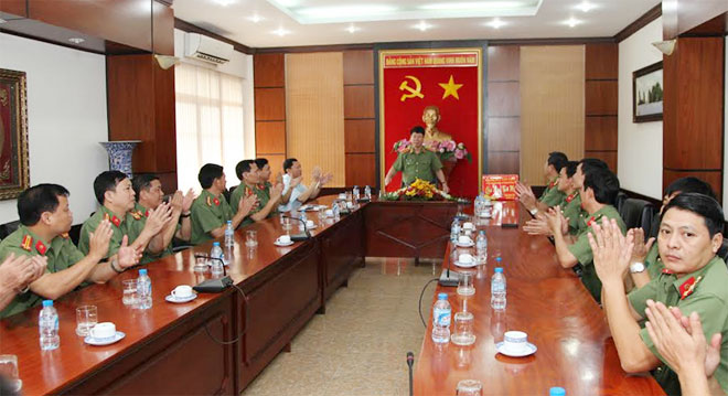 Thứ trưởng Bùi Văn Nam kiểm tra công tác Phòng Bảo vệ 180