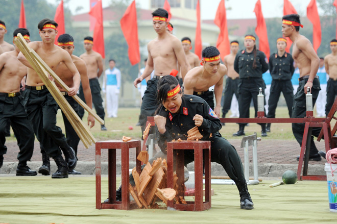 “Bản lĩnh, nhân văn, vì nhân dân phục vụ” - Ảnh minh hoạ 7