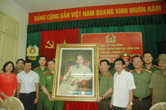 Thứ trưởng Nguyễn Văn Sơn thăm phường Nguyễn Du - Ảnh minh hoạ 5