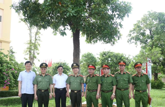 Thứ trưởng Nguyễn Văn Sơn làm việc tại Cảnh sát PC&CC Nghệ An - Ảnh minh hoạ 4