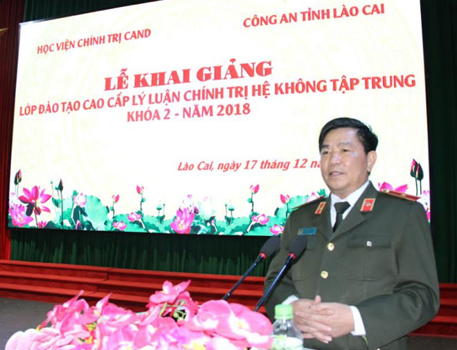 Công an tỉnh Lào Cai khai giảng lớp cao cấp lý luận chính trị đợt 2 năm 2018