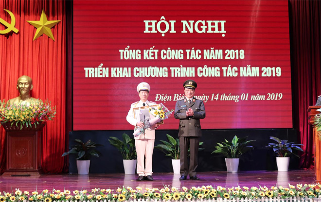 Thứ trưởng Nguyễn Văn Thành dự triển khai công tác năm 2019 của Công an tỉnh Điện Biên - Ảnh minh hoạ 2