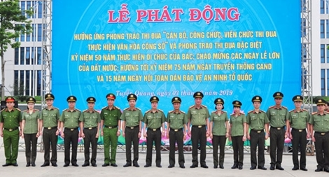 Công an tỉnh Tuyên Quang phát động phong trào thi đua đặc biệt