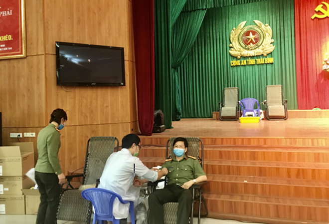 Công an tỉnh Thái Bình hiến hơn 1.000 đơn vị máu - Ảnh minh hoạ 3