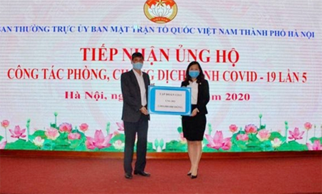 Tập đoàn CEO ủng hộ 2 tỷ đồng cùng TP Hà Nội chống dịch COVID-19