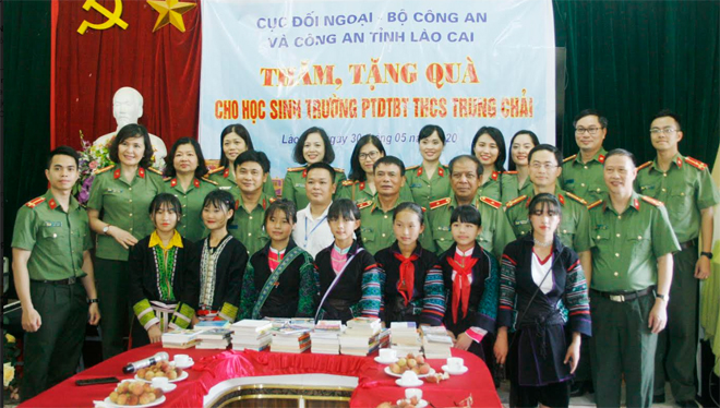 Cục Đối ngoại, Bộ Công an làm việc tại tỉnh Lào Cai - Ảnh minh hoạ 2