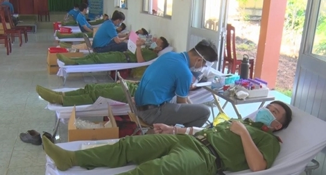 Công an tỉnh Đồng Nai tham gia hiến máu tình nguyện đợt 2 năm 2021