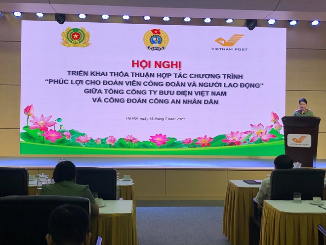 Triển khai thoả thuận hợp tác giữa Công đoàn CAND và Công đoànVietnam Post