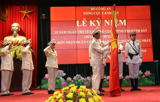Cục Chính trị Tổng cục Cảnh sát đón nhận Huân chương Bảo vệ Tổ quốc hạng Nhất