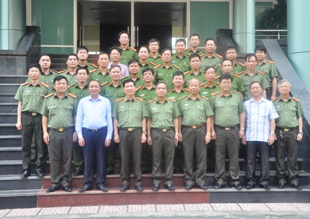 Thứ trưởng Nguyễn Văn Sơn thăm và làm việc tại Công an tỉnh Vĩnh Phúc - Ảnh minh hoạ 2