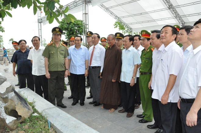 Chủ tịch nước Trần Đại Quang và những chuyến thị sát về Công an Ninh Bình - Ảnh minh hoạ 5