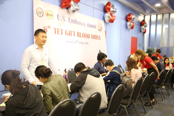 ĐSQ Mỹ tổ chức Ngày hội hiến máu lần thứ 8 - Ảnh minh hoạ 2