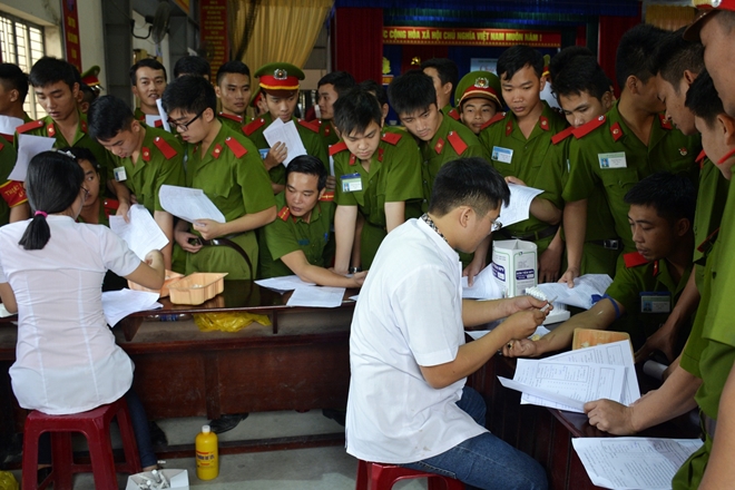 700 cán bộ, học viên Trung cấp CSND V tham gia hiến máu tình nguyện - Ảnh minh hoạ 3