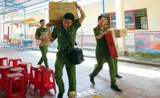 Trường T52 hoạt động từ thiện xã hội tại Làng hòa bình Quảng Nam - Ảnh minh hoạ 12