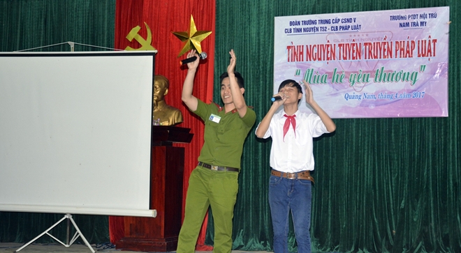 “Mùa hè yêu thương” đến với học sinh vùng cao - Ảnh minh hoạ 6