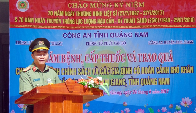 Công an tỉnh Quảng Nam về với đồng bào biên giới