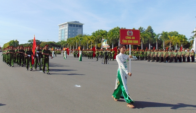 Khai mạc Hội thi điều lệnh, bắn súng, võ thuật CAND của Bảng thi số 8 - Ảnh minh hoạ 7