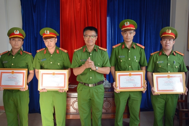 Khen thưởng lực lượng Cảnh sát hình sự Quảng Nam - Ảnh minh hoạ 2