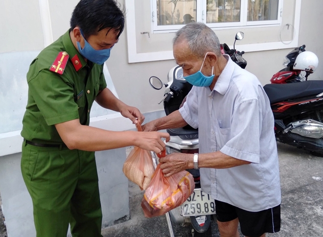 Ý nghĩa chương trình cây “ATM gạo” đầu tiên tại Quảng Nam - Ảnh minh hoạ 8