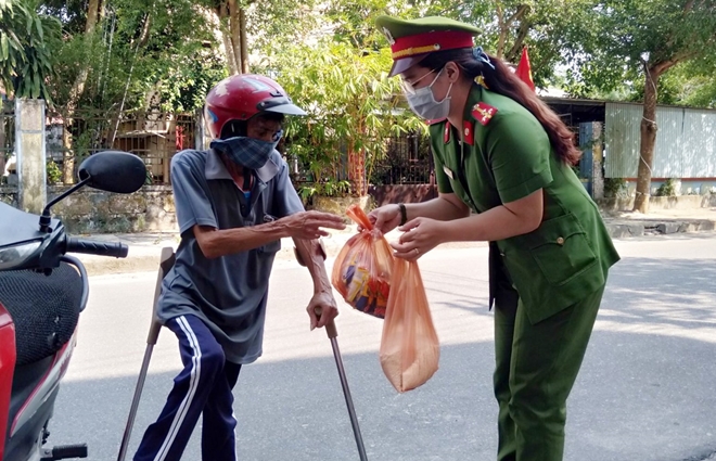 Ý nghĩa chương trình cây “ATM gạo” đầu tiên tại Quảng Nam - Ảnh minh hoạ 5