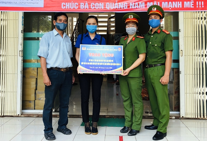 Ý nghĩa chương trình cây “ATM gạo” đầu tiên tại Quảng Nam - Ảnh minh hoạ 4