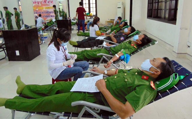 Sôi nổi Ngày hội hiến máu tình nguyện tại Công an Quảng Nam - Ảnh minh hoạ 6
