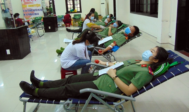 Sôi nổi Ngày hội hiến máu tình nguyện tại Công an Quảng Nam - Ảnh minh hoạ 5
