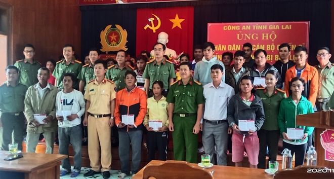 Công an Gia Lai hỗ trợ khắc phục hậu quả bão lụt tại Quảng Nam - Ảnh minh hoạ 2