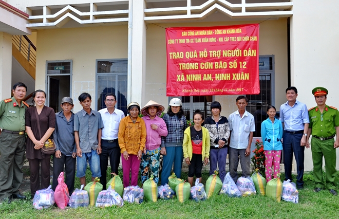 Chia sẻ khó khăn với người dân vùng bão lũ Khánh Hòa - Ảnh minh hoạ 4