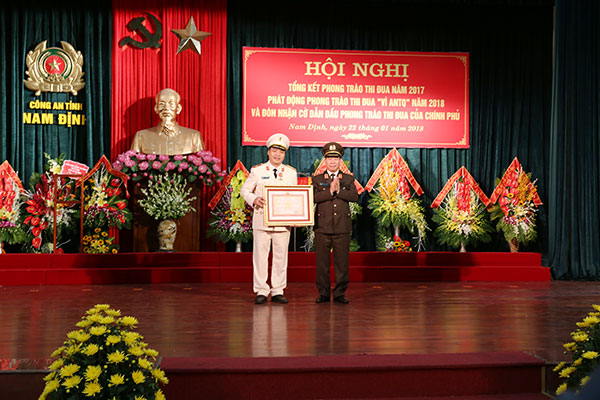 Thứ trưởng Bùi Văn Nam dự triển khai công tác Công an tỉnh Nam Định