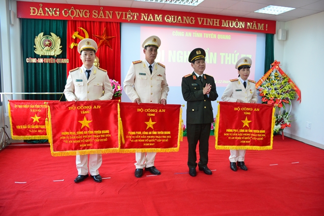 Công an tỉnh Tuyên Quang giữ vững an ninh chính trị,  trật tự an toàn XH - Ảnh minh hoạ 2